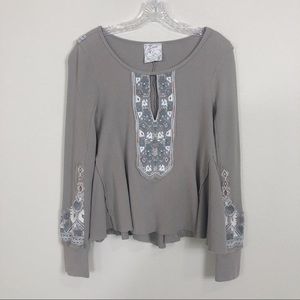 🌸💜 SOLD🌸💜Free People Embroidered Thermal